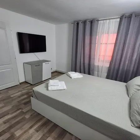 Casa Stadion דירה קריובה